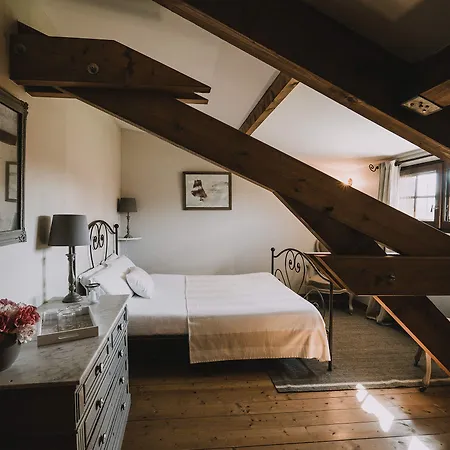 Le Domaine De Petiosse 住宿加早餐酒店 波讷地区圣朱利安