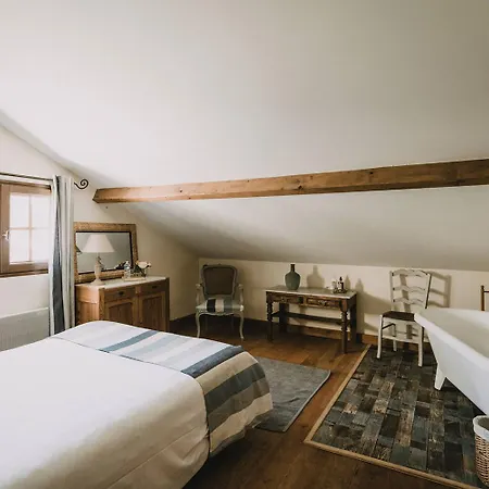 Le Domaine De Petiosse Bed and breakfast